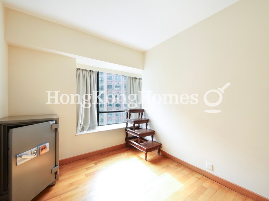 Third Bedroom — Excelsior Court, Mid-levels West