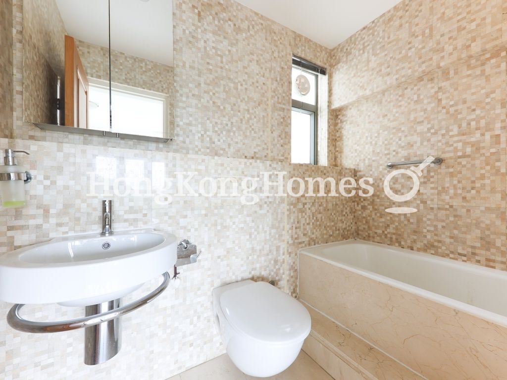 Master Bathroom — Shek O Headland, 19, Shek O