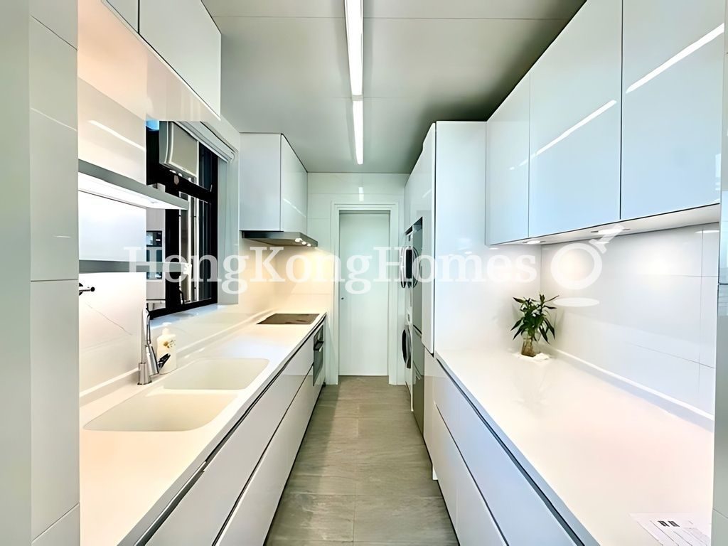 Kitchen — The Arch - Block 1 (Sky Tower), Tsim Sha Tsui
