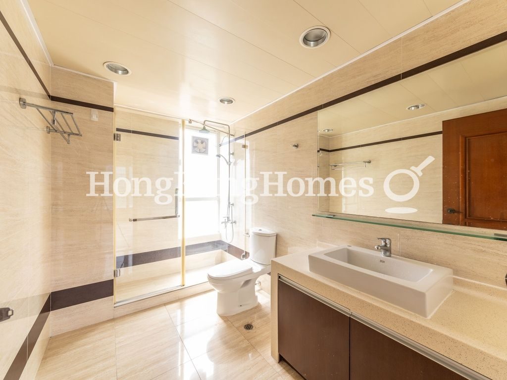 Guest Bathroom — The Redhill Peninsula - Block 05, Tai Tam