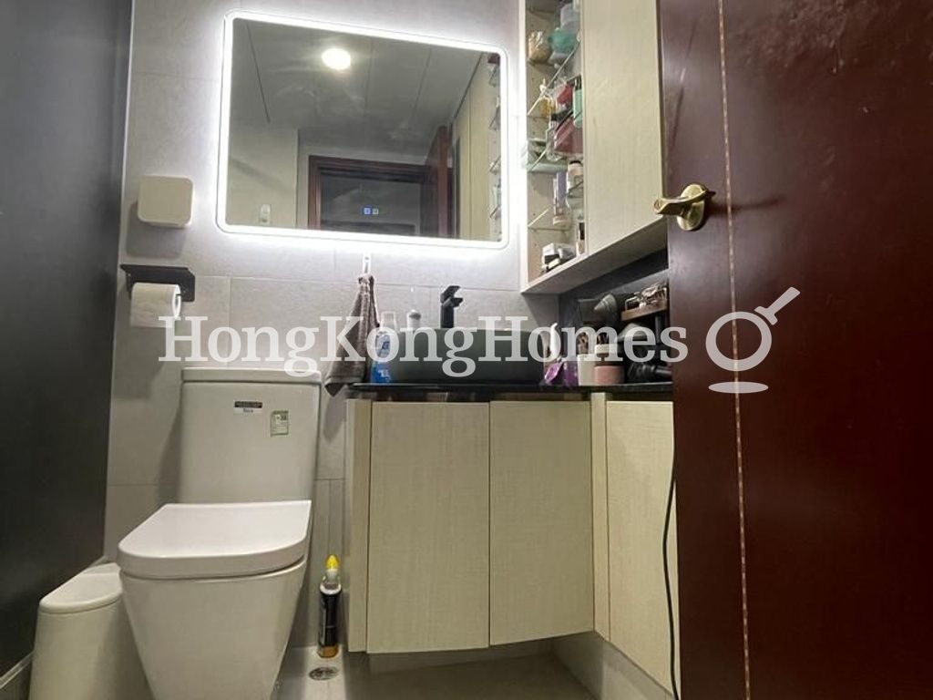 Guest Bathroom — The Merton - Block 03, Western / Kennedy Town