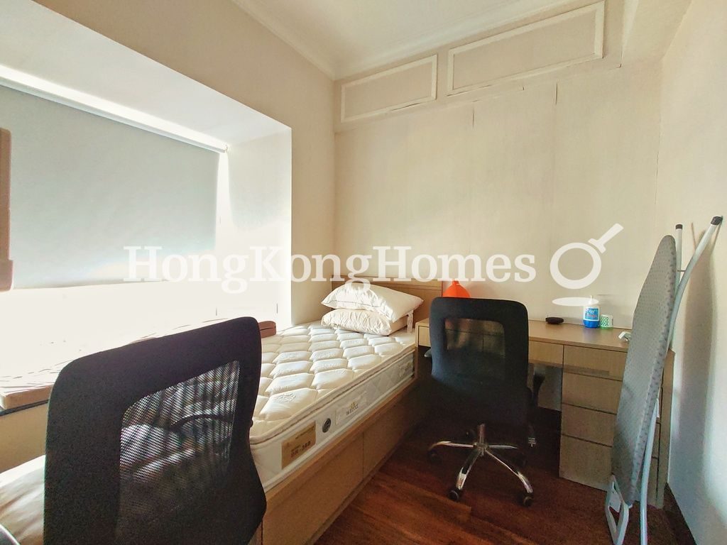 Third Bedroom — Sorrento Tower - 1, Tsim Sha Tsui