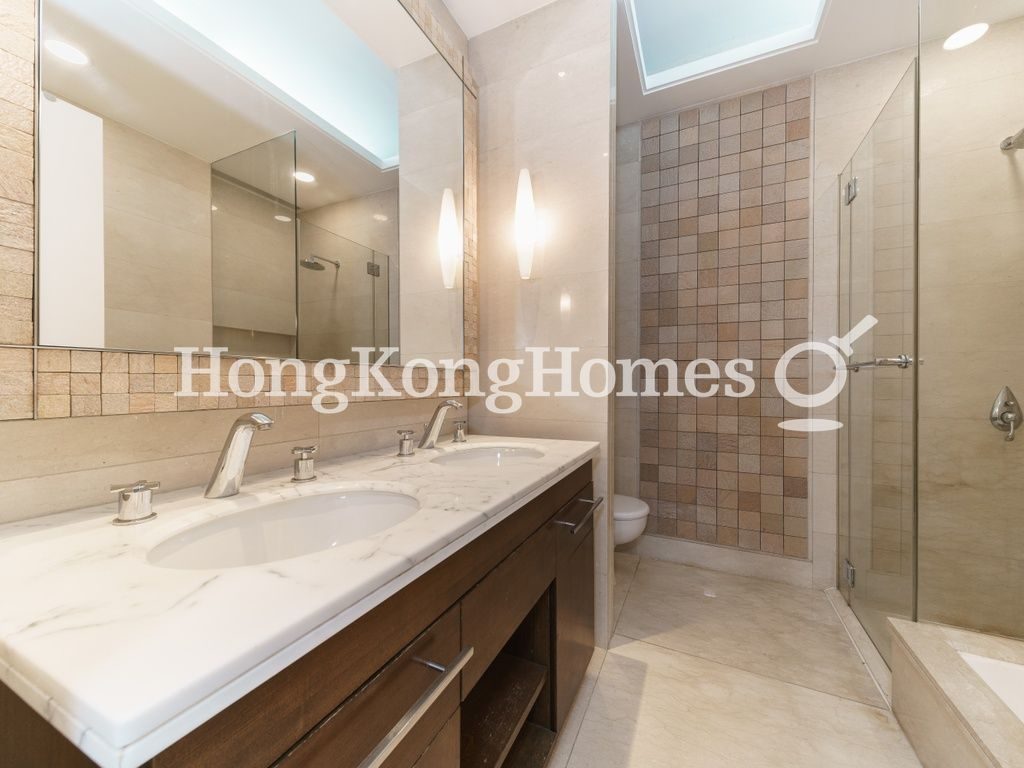 Master Bathroom — The Giverny, Sai Kung