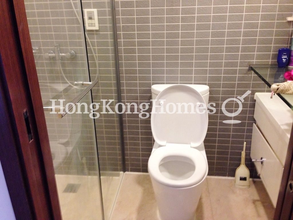 Guest Bathroom — The Morrison, Wan Chai