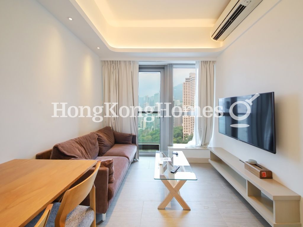 Living and Dining Room — TownPlace SOHO, Mid-levels West