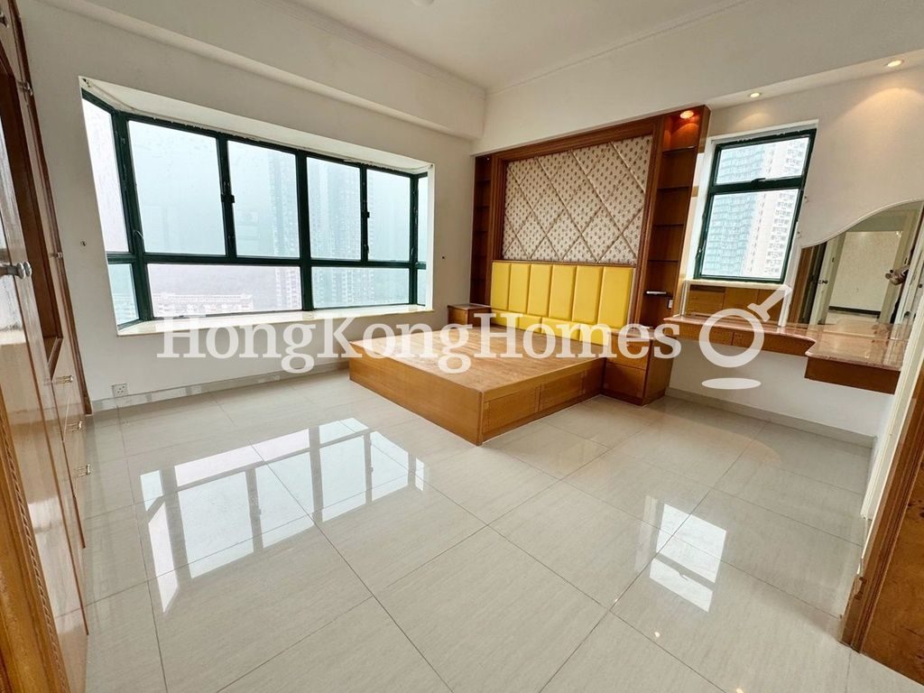 Master Bedroom — Carnation Court, Tai Hang
