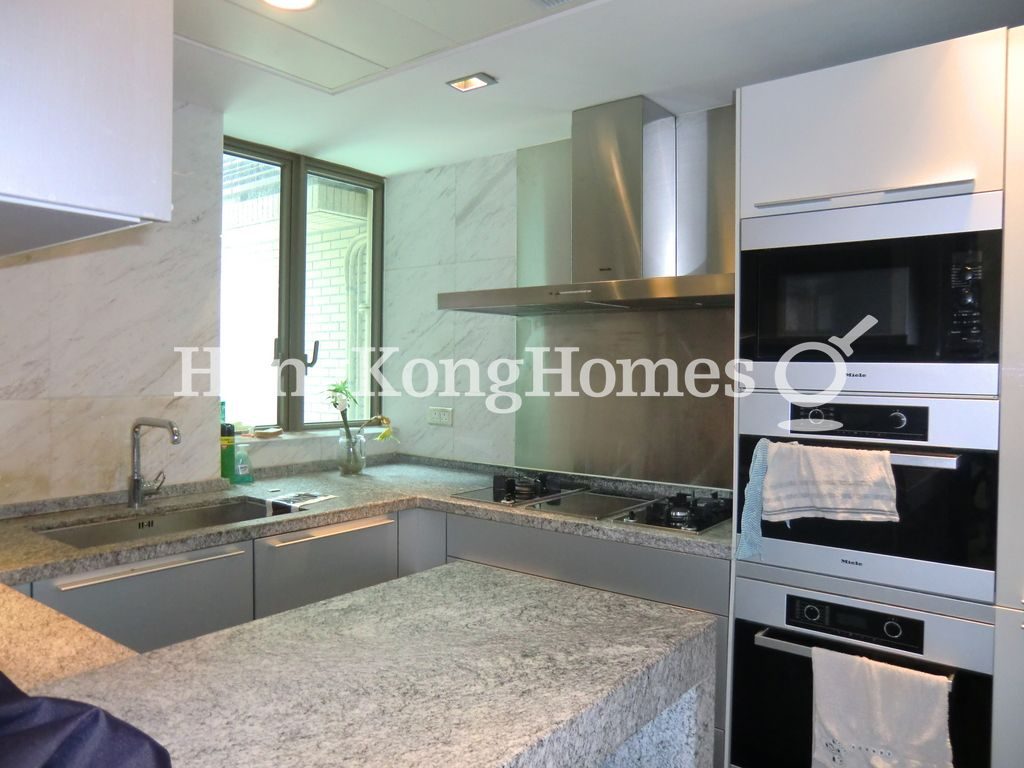 Kitchen — Celestial Heights-Celestial Avenue No. 35, Ho Man Tin / Waterloo Road