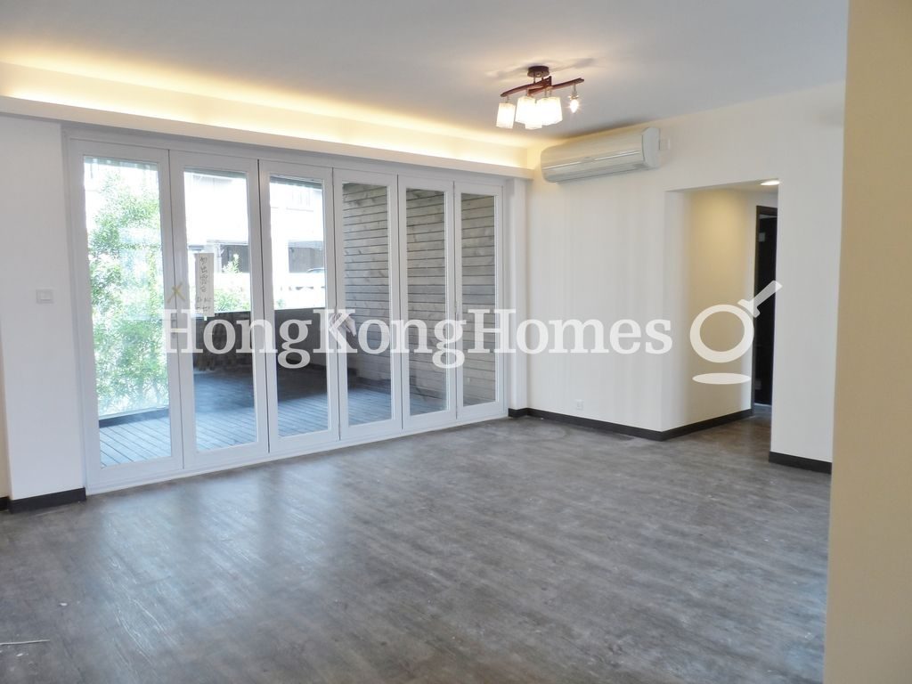 Living and Dining Room — Green Lane Court, Happy Valley