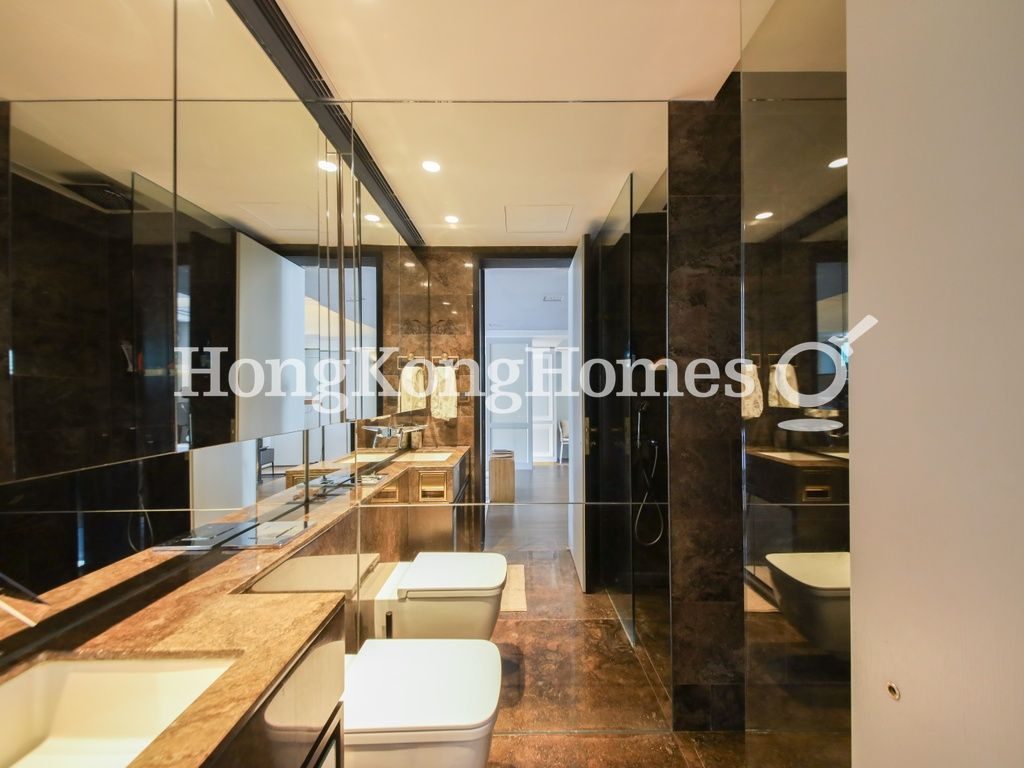 Guest Bathroom — Shuk Yuen Building, Happy Valley