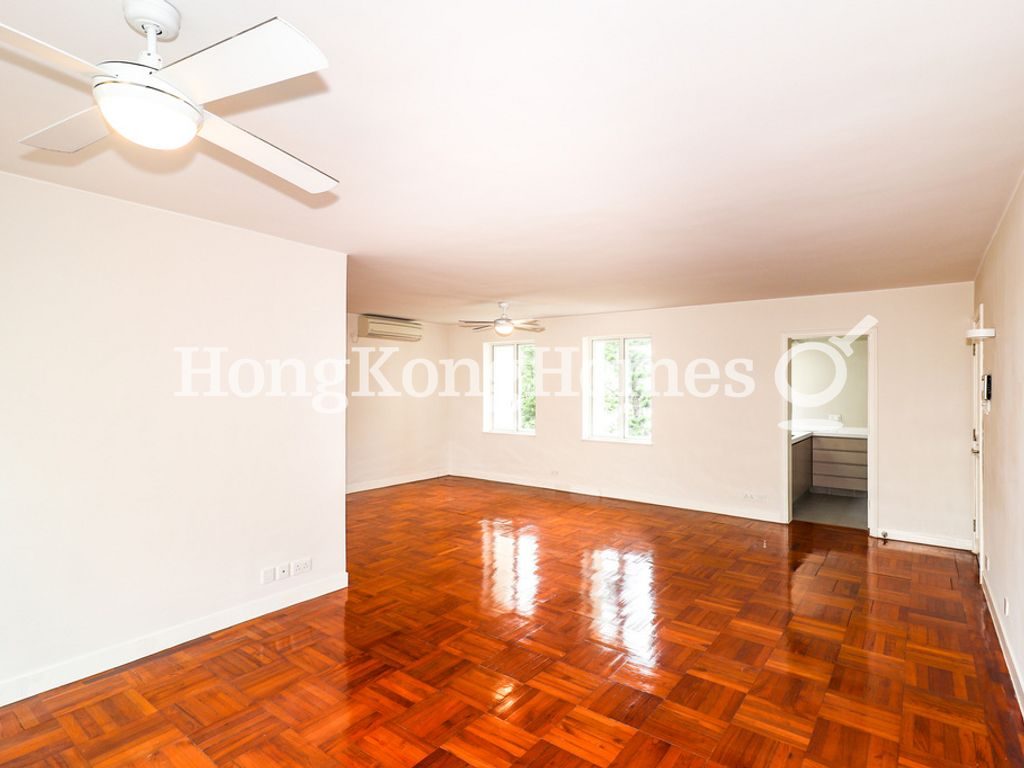 Living and Dining Room — Villa Piubello, Chung Hom Kok