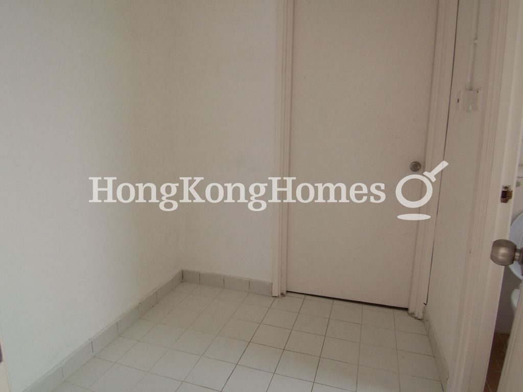 Maid's Room — The Redhill Peninsula - Block 07, Tai Tam