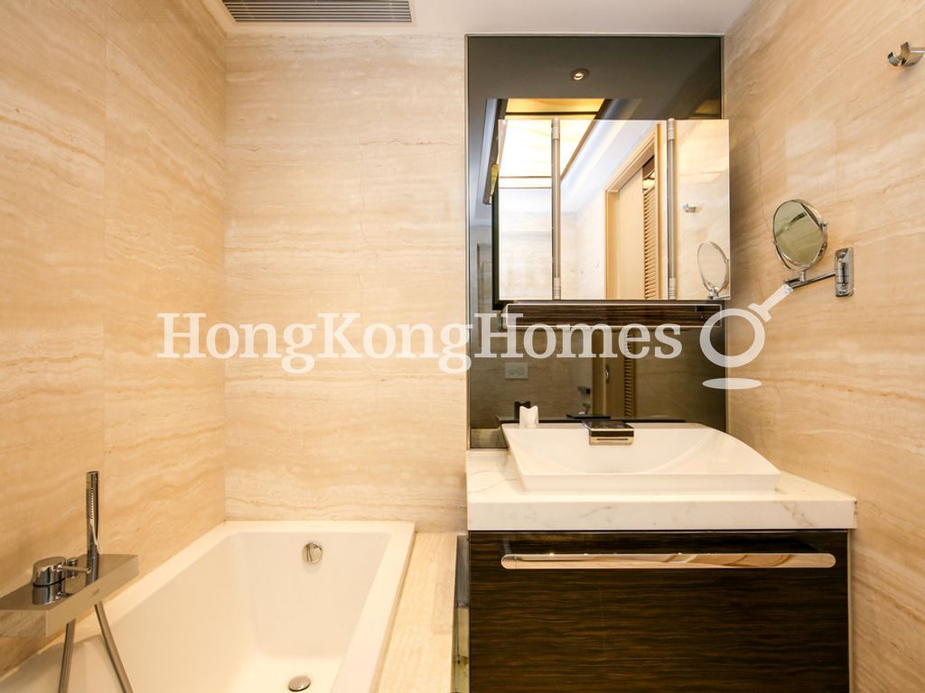 Master Bathroom — Marinella - Tower 8, Wong Chuk Hang