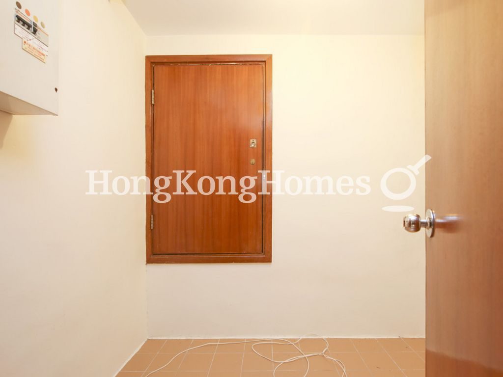 Maid's Room — Pacific View - Block 02, Tai Tam