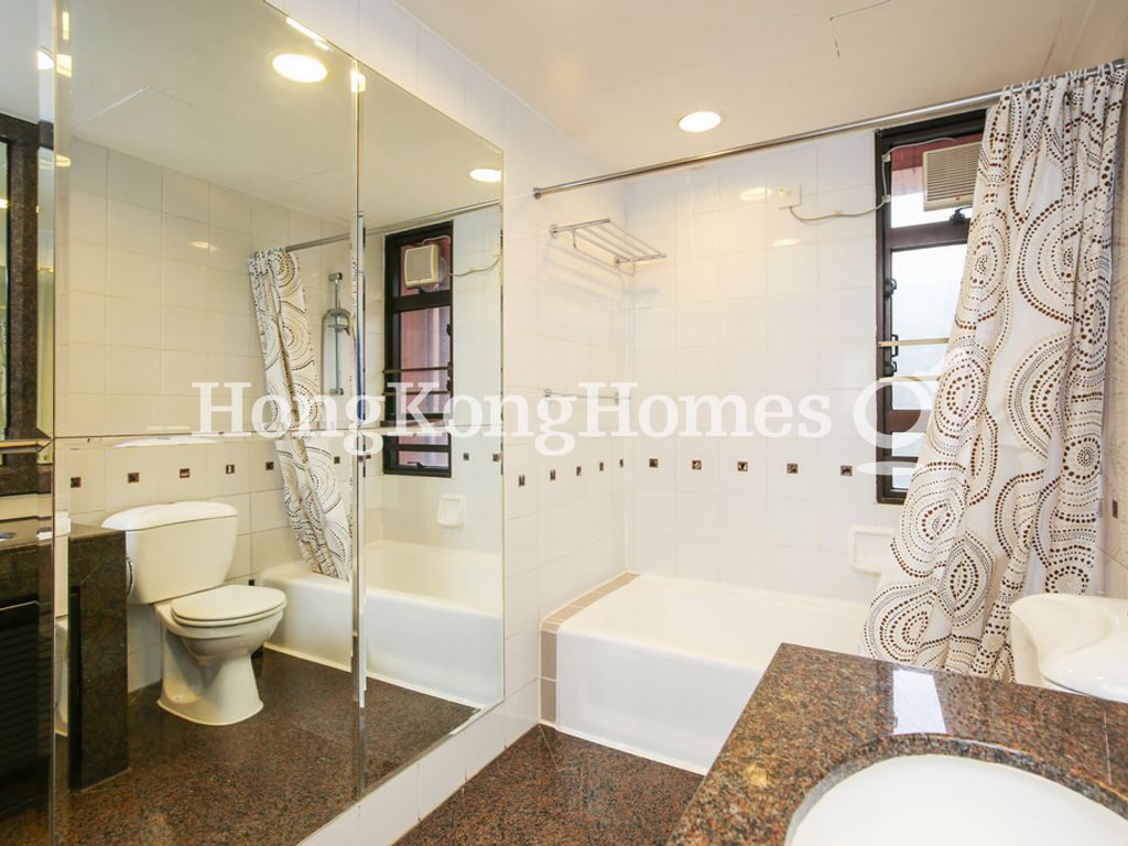 Guest Bathroom — Pacific View - Block 02, Tai Tam