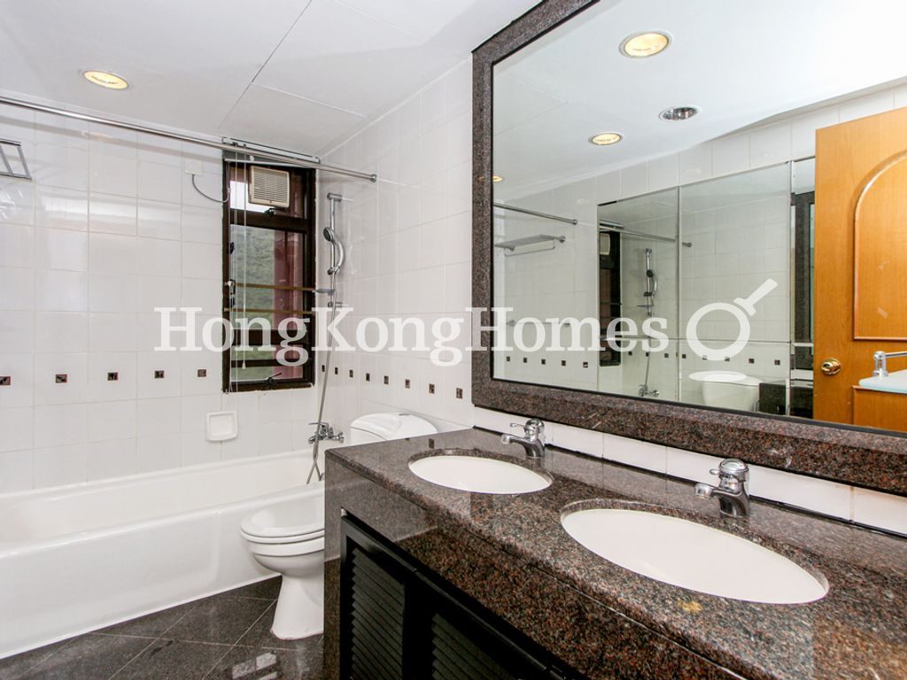 Guest Bathroom — Pacific View - Block 02, Tai Tam