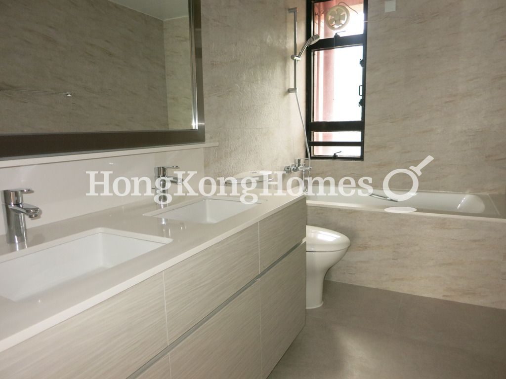 Guest Bathroom — Pacific View - Block 04, Tai Tam