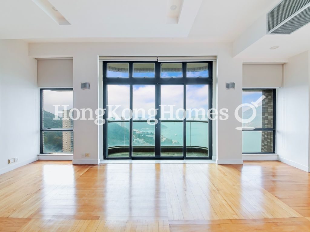 Living and Dining Room — Repulse Bay Road, 37 - Block 02, Repulse Bay