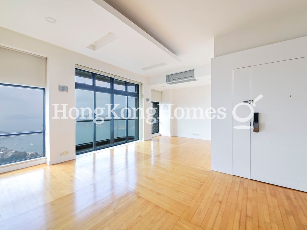 Living and Dining Room — Repulse Bay Road, 37 - Block 02, Repulse Bay