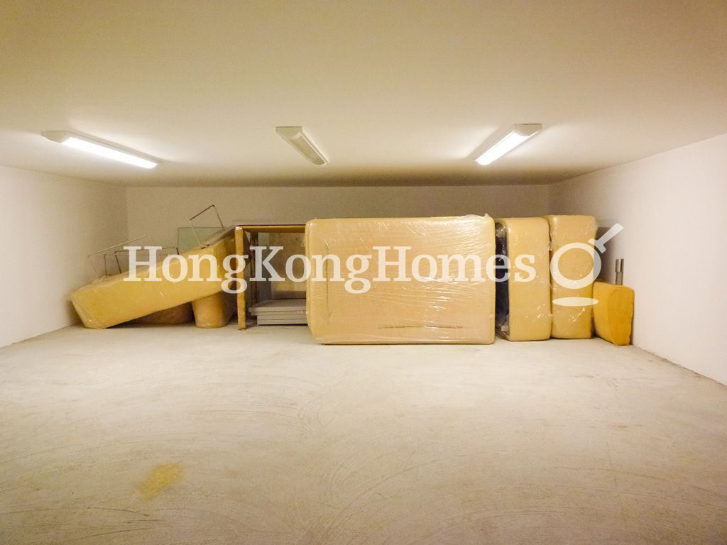 Family Room — Siena 1 - (No. 1 - 43 odd) - Garden House, Discovery Bay