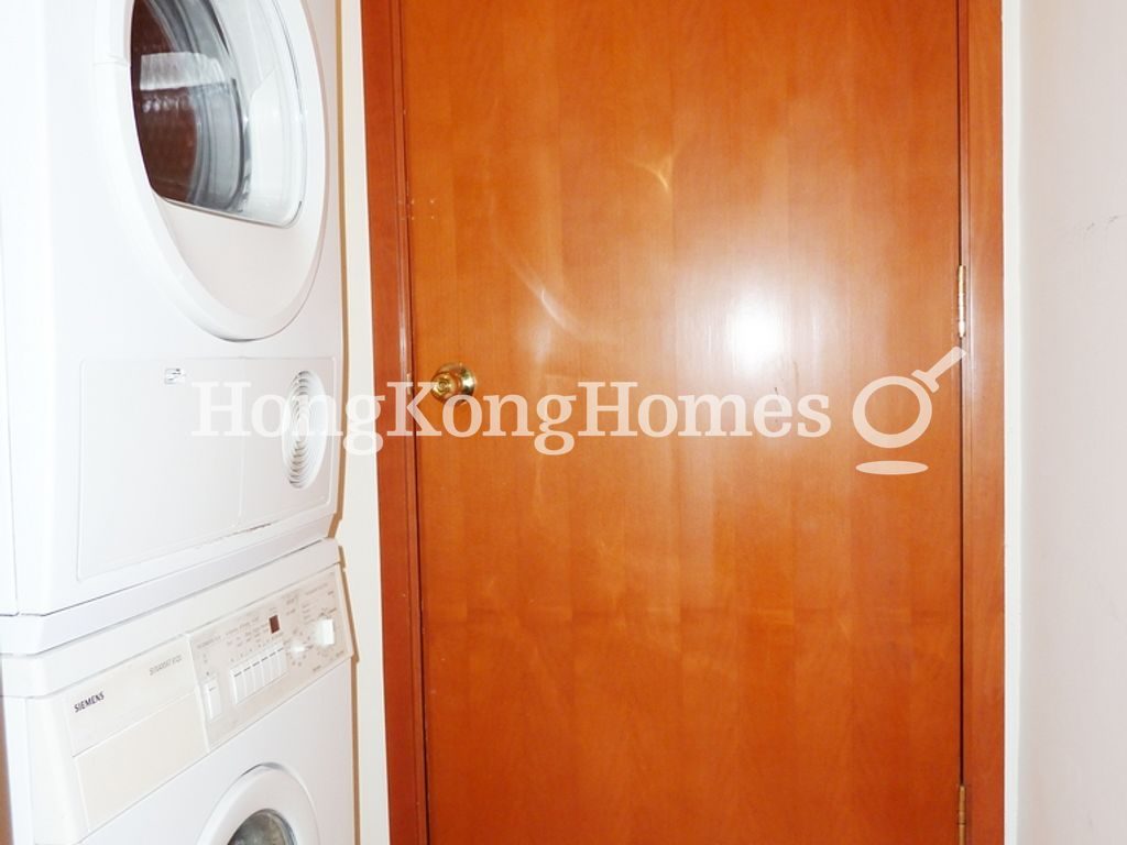 Utility Room — Chelsea Court, The Peak