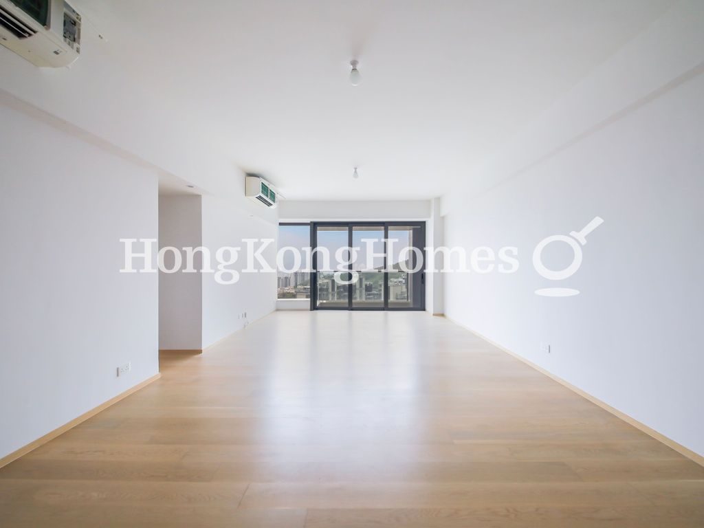 Living and Dining Room — The Cavaridge - Tower 1, Shatin / Fo Tan