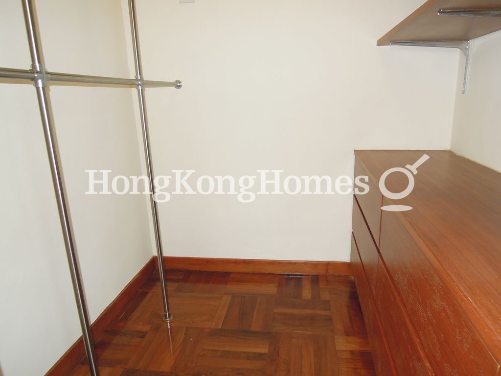 Walk-in Closet in Master Bedroom — Monmouth Villa, Mid-levels East