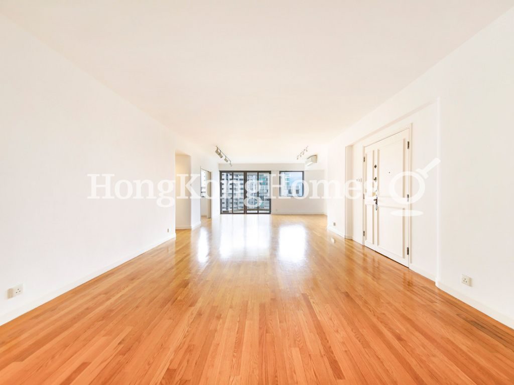 Living and Dining Room — Pearl Gardens, Mid-levels West