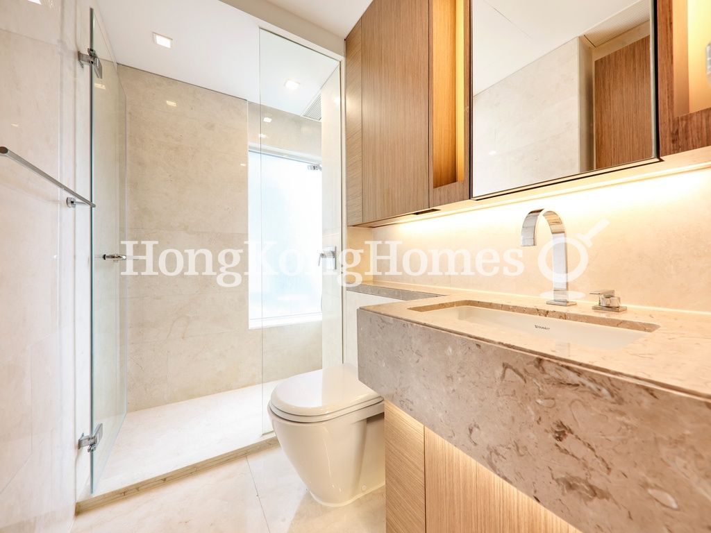 Guest Bathroom — The Altitude, Happy Valley