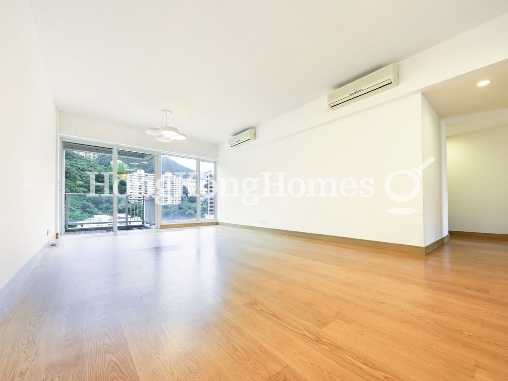 Living and Dining Room — The Altitude, Happy Valley