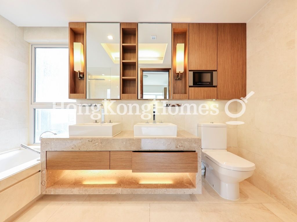 Master Bathroom — The Altitude, Happy Valley