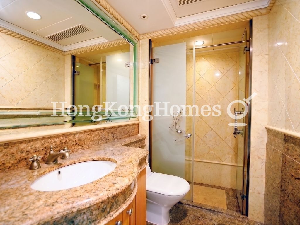 Guest Bathroom — The Leighton Hill - Block 02, Happy Valley