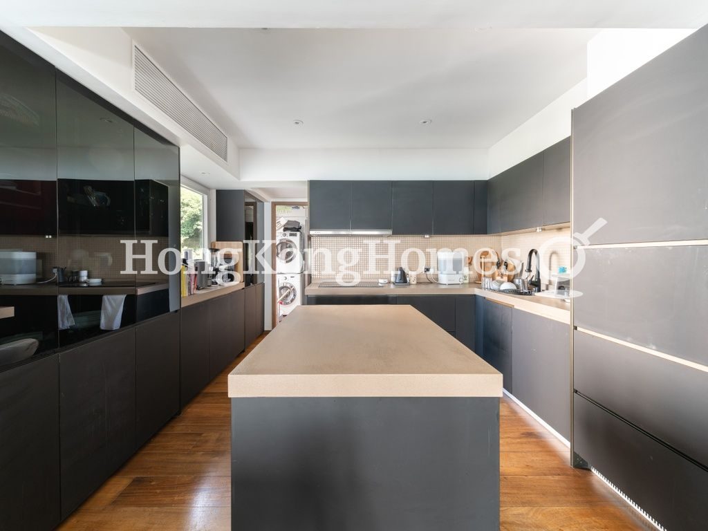 Open Kitchen — Vista Mount Davis, Pokfulam