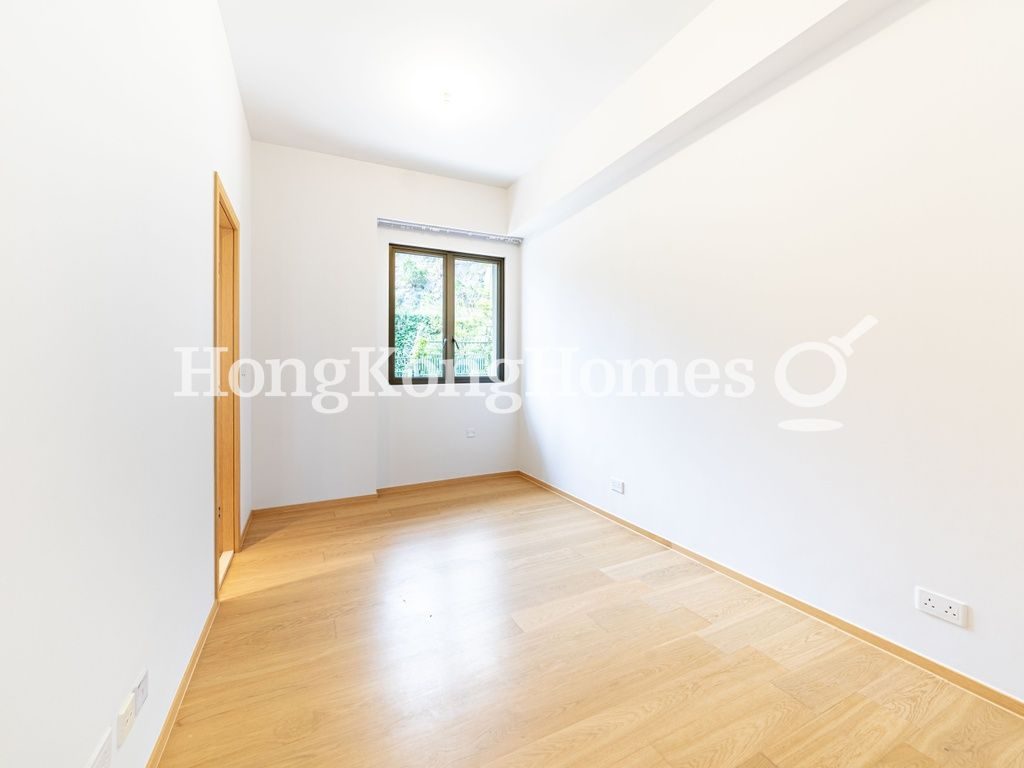 Second Ensuite Bedroom — The Cavaridge - Tower 1, Shatin / Fo Tan