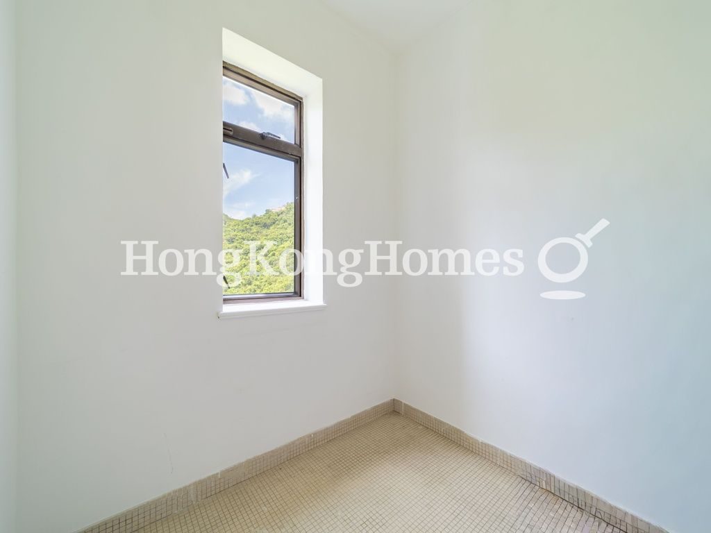 Maid's Room — Bamboo Grove - Block 74, Mid-levels East