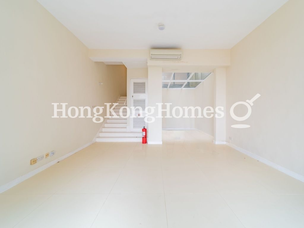 Living and Dining Room — Carmel Hill, Stanley