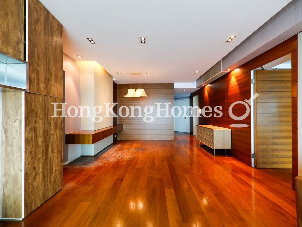 Living and Dining Room — Sorrento Tower - 1, Tsim Sha Tsui