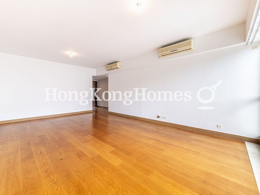 Living and Dining Room — The Altitude, Happy Valley