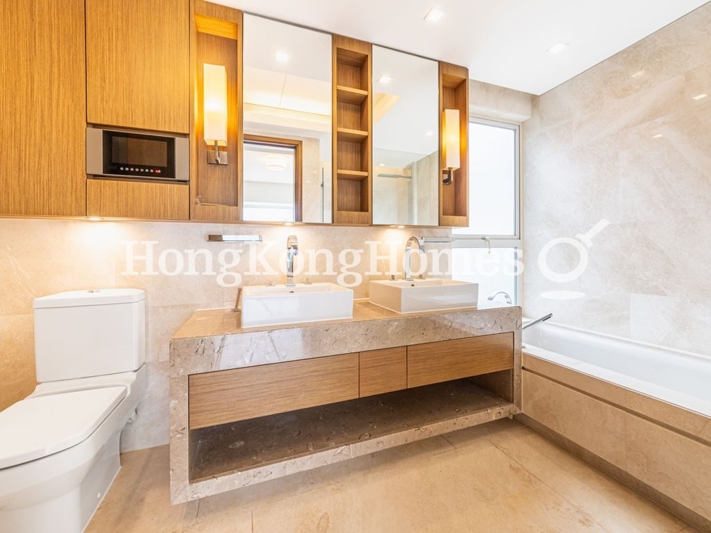 Master Bathroom — The Altitude, Happy Valley