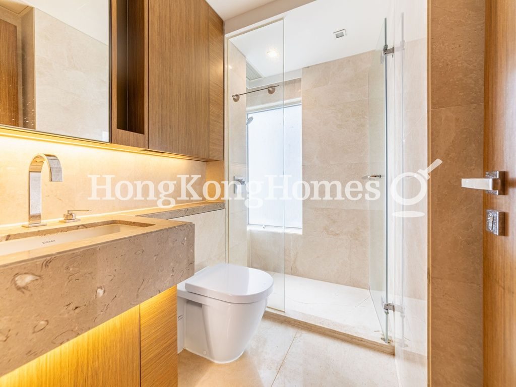 Guest Bathroom — The Altitude, Happy Valley