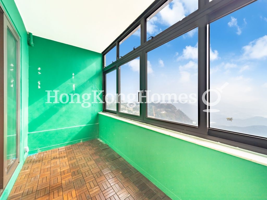 Enclosed balcony — Vivian Court, The Peak