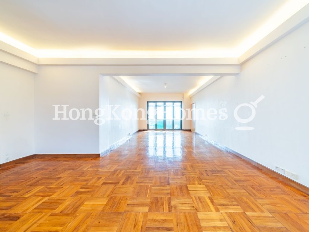 Living and Dining Room — Vivian Court, The Peak