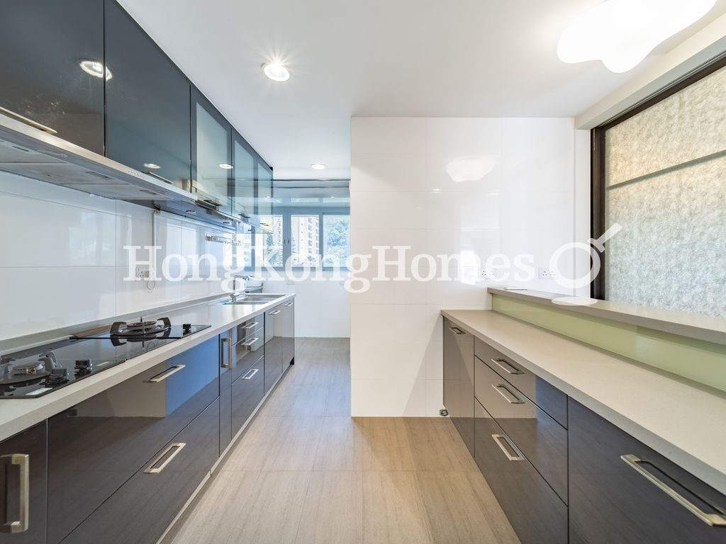 Kitchen — Woodbury Court, Pokfulam