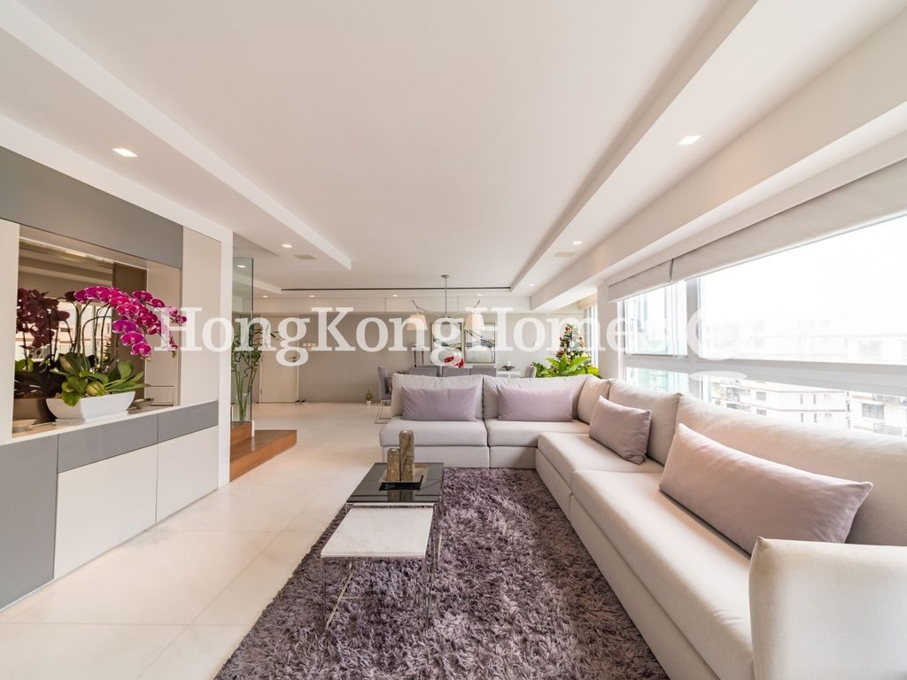 Living Room — Cheerbond Court, Ho Man Tin / Waterloo Road