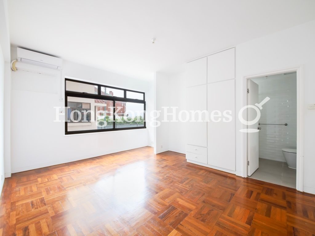 Second Ensuite Bedroom — Stanley Knoll, Stanley