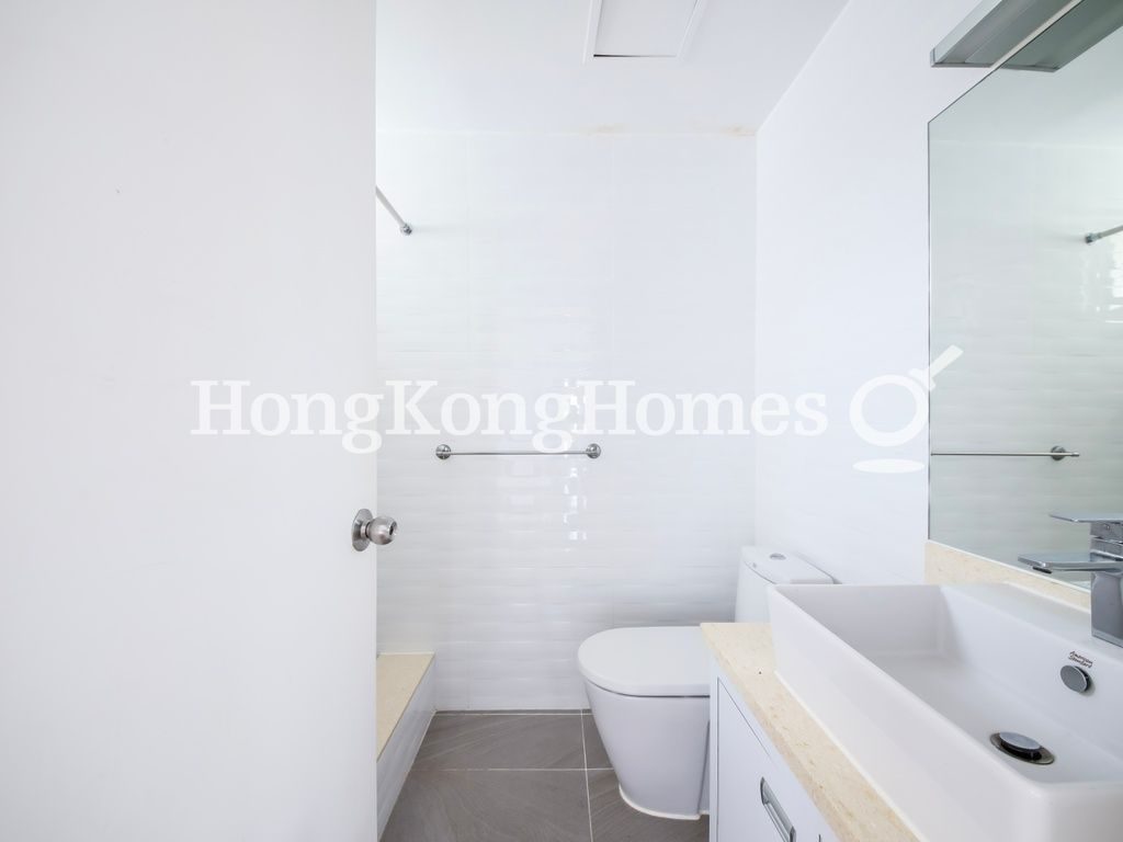 Second Ensuite Bathroom — Stanley Knoll, Stanley