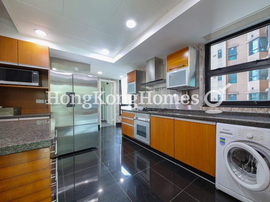 Kitchen — The Leighton Hill - Block 02, Happy Valley