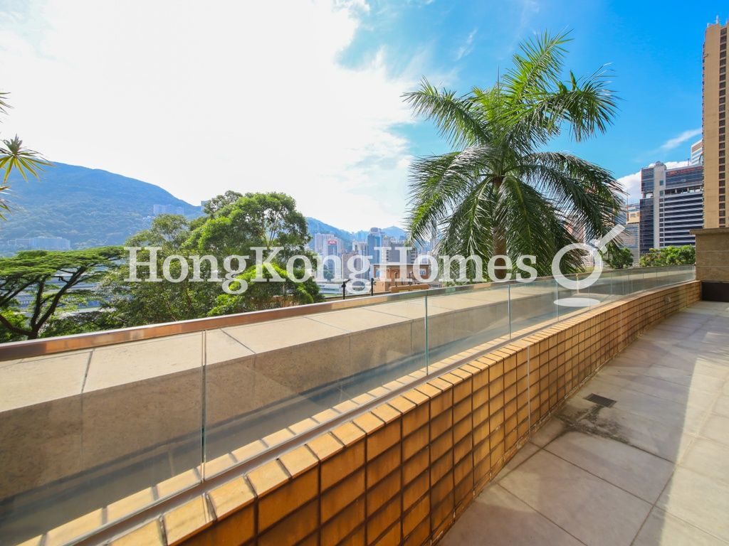 Private Terrace — The Leighton Hill - Block 02, Happy Valley