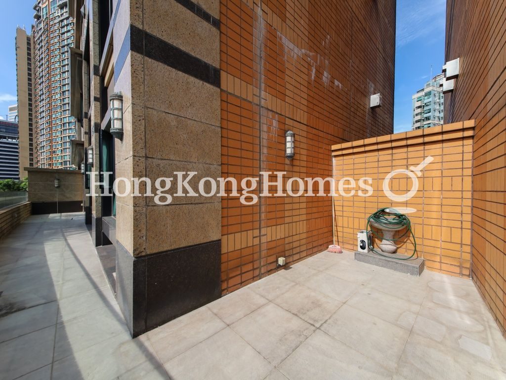 Private Terrace — The Leighton Hill - Block 02, Happy Valley