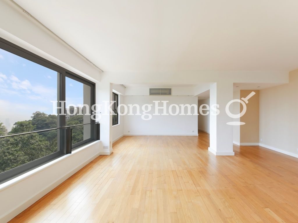 Living and Dining Room — Barker Villa, The Peak