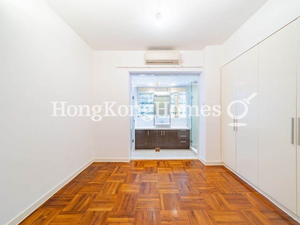 Second Ensuite Bedroom — Kam Yuen Mansion, Mid-levels Central